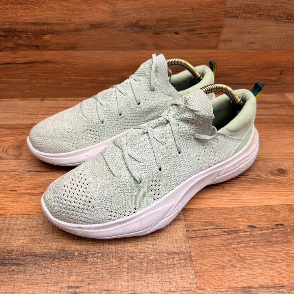 Sorel women size 11 Sneaker Sea Sprite Mint/White